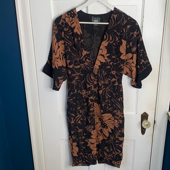 Anthropologie Dresses & Skirts - Anthropologie Maeve Mirabilis Kimono Floral Print Dress Size 2